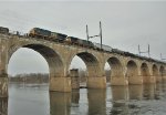 CSX 789 leads Q403 across the Delaware River